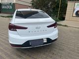 Hyundai Elantra 2020 года за 9 300 000 тг. в Атырау – фото 3