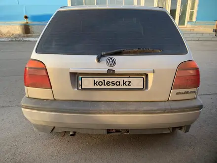 Volkswagen Golf 1995 годаүшін2 000 000 тг. в Астана – фото 5