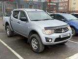 Mitsubishi L200 2012 года за 4 850 000 тг. в Петропавловск – фото 2