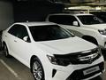 Toyota Camry 2017 года за 13 000 000 тг. в Алматы – фото 27