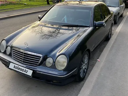 Mercedes-Benz E 320 2000 года за 3 800 000 тг. в Алматы – фото 6