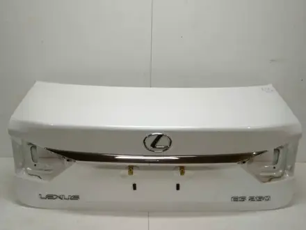 Крышка багажника Lexus Es 6 2012 задняя за 115 000 тг. в Алматы