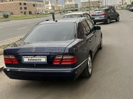 Mercedes-Benz E 320 1998 года за 3 950 000 тг. в Астана – фото 19