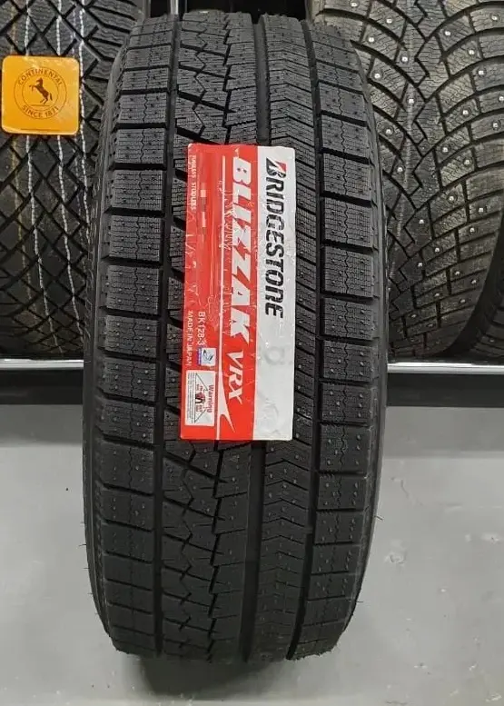 BRIDGESTONE Blizzak VRX 215/60 R17 96 S в Алматы