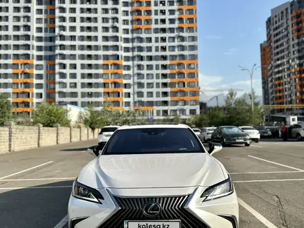 Lexus ES 350 2019 года за 25 900 000 тг. в Алматы – фото 10
