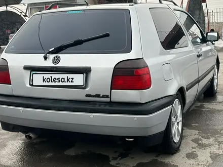 Volkswagen Golf 1993 года за 1 600 000 тг. в Шымкент – фото 5