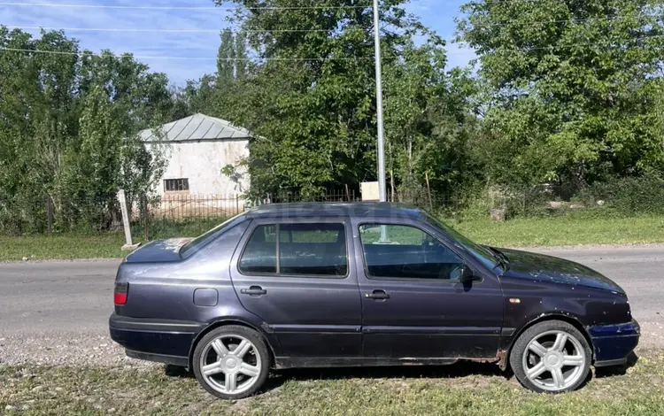 Volkswagen Vento 1996 годаүшін400 000 тг. в Шымкент