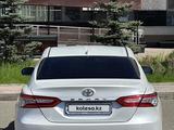 Toyota Camry 2019 года за 16 200 000 тг. в Талдыкорган – фото 4