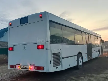 Mercedes-Benz  O 405 2000 года за 7 000 000 тг. в Усть-Каменогорск – фото 2