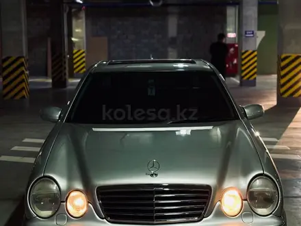 Mercedes-Benz E 55 AMG 2002 года за 8 000 000 тг. в Шымкент – фото 25