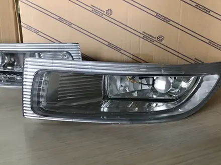 Туманка Toyota Sienna противотуманка (2003-2005) птф за 18 000 тг. в Алматы – фото 2