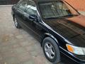 Toyota Camry 1997 годаүшін2 900 000 тг. в Актобе – фото 2