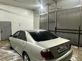 Toyota Camry 2002 годаүшін3 000 000 тг. в Актау – фото 2