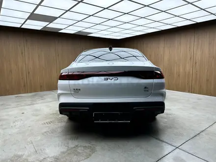 BYD Qin L DM-i Leading 2025 года за 10 300 000 тг. в Актобе – фото 10