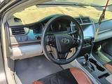 Toyota Camry 2016 года за 9 000 000 тг. в Атырау – фото 4