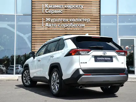 Toyota RAV4 Luxe 2021 года за 13 900 000 тг. в Кызылорда – фото 2