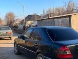 Mercedes-Benz C 220 1994 года за 1 400 000 тг. в Шымкент – фото 4