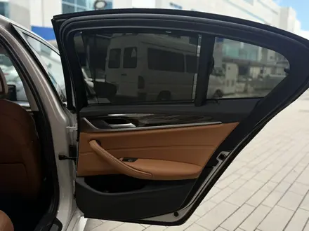BMW 520 2023 года за 22 900 000 тг. в Астана – фото 28