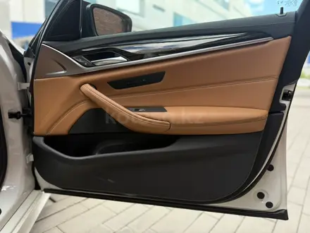 BMW 520 2023 года за 22 900 000 тг. в Астана – фото 31