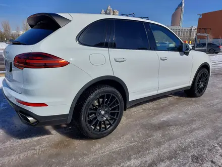 Porsche Cayenne 2015 года за 23 100 000 тг. в Астана – фото 21