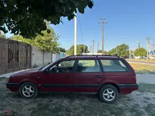Volkswagen Passat, 1992