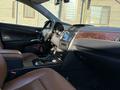 Toyota Camry 2018 года за 11 700 000 тг. в Уральск – фото 13
