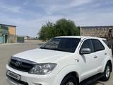 Toyota Fortuner 2006 года за 7 800 000 тг. в Актау – фото 5