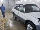 Toyota RAV4 1995 года за 3 750 000 тг. в Усть-Каменогорск – фото 2