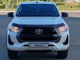 Toyota Hilux 2022 года за 21 000 000 тг. в Уральск – фото 2