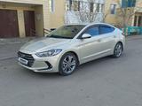 Hyundai Elantra 2018 года за 8 500 000 тг. в Жезказган – фото 2