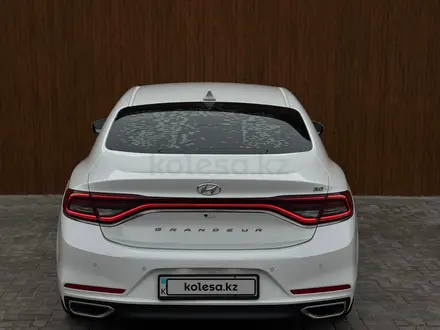Hyundai Grandeur 2018 года за 12 000 000 тг. в Алматы – фото 12