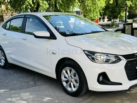 Chevrolet Onix 2023 года за 5 300 000 тг. в Шымкент – фото 9