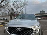 Hyundai Santa Fe 2023 года за 21 500 000 тг. в Алматы – фото 2
