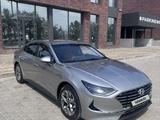 Hyundai Sonata 2022 года за 10 700 000 тг. в Шымкент – фото 2