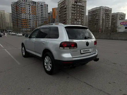 Volkswagen Touareg 2008 года за 7 300 000 тг. в Алматы