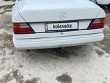 Mercedes-Benz E 200 1989 года за 1 600 000 тг. в Шымкент – фото 4