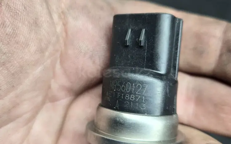 Датчик давления топлива 1.8 GDI MR560127 за 18 000 тг. в Алматы