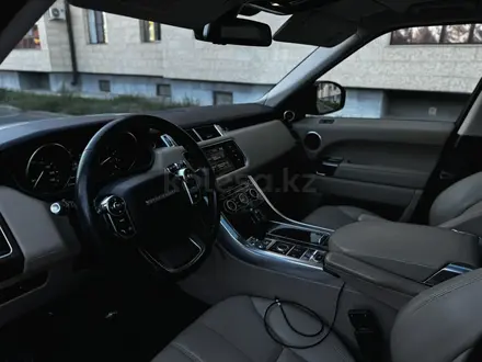 Land Rover Range Rover Sport 2015 года за 22 000 000 тг. в Астана – фото 17