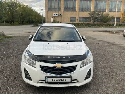 Chevrolet Cruze 2013 года за 4 500 000 тг. в Астана – фото 2