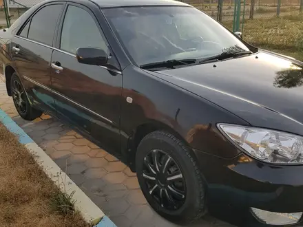 Toyota Camry 2005 года за 5 200 000 тг. в Семей – фото 4