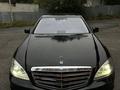 Mercedes-Benz S 500 2005 годаfor6 500 000 тг. в Алматы – фото 2