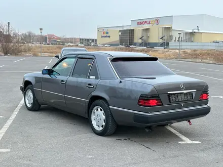 Mercedes-Benz E 280 1994 года за 2 600 000 тг. в Кызылорда – фото 14