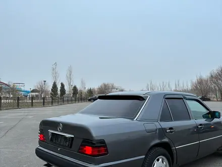 Mercedes-Benz E 280 1994 года за 2 600 000 тг. в Кызылорда – фото 17