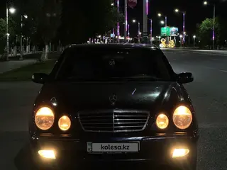 Mercedes-Benz E-Class, 2000