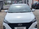 Hyundai Accent 2021 года за 7 600 000 тг. в Астана – фото 2