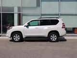 Toyota Land Cruiser Prado 2017 годаүшін18 750 000 тг. в Астана – фото 4