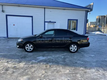 Toyota Camry 2005 года за 7 500 000 тг. в Актобе – фото 3