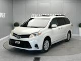 Toyota Sienna 2017 годаүшін8 500 000 тг. в Атырау