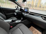Toyota C-HR 2018 года за 10 500 000 тг. в Астана – фото 2