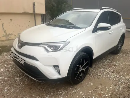 Toyota RAV4 2018 годаүшін13 000 000 тг. в Актобе – фото 10